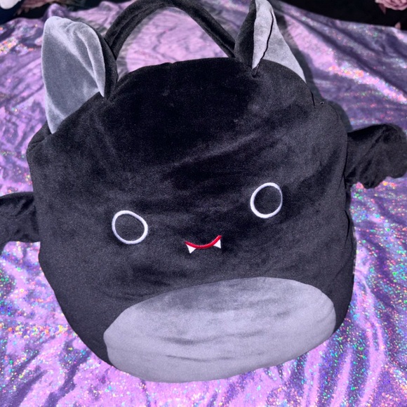 Squishmallow Halloween Black Bat Emily Candy Bag Plush - Picture 1 of 9